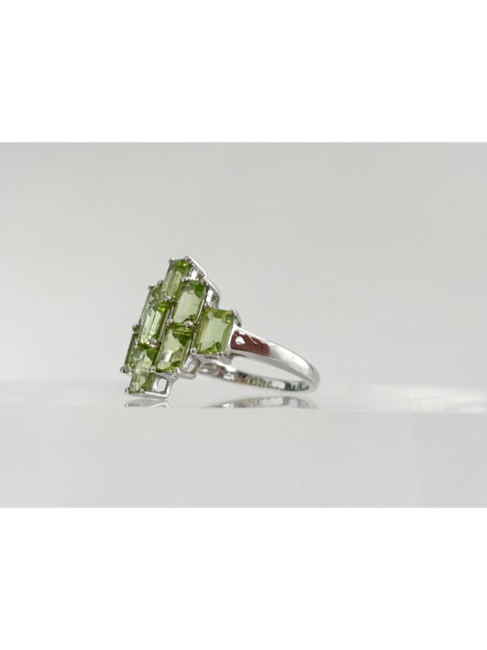 Green Peridot Emerald Cut Cluster Sterling Silver 925 Vintage Ring - sz 10 - Picture 7 of 15